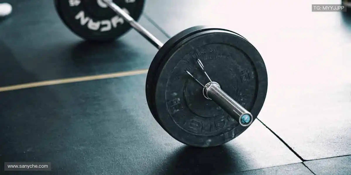 定制你的主队战袍,让支持更有态度!👕❤️